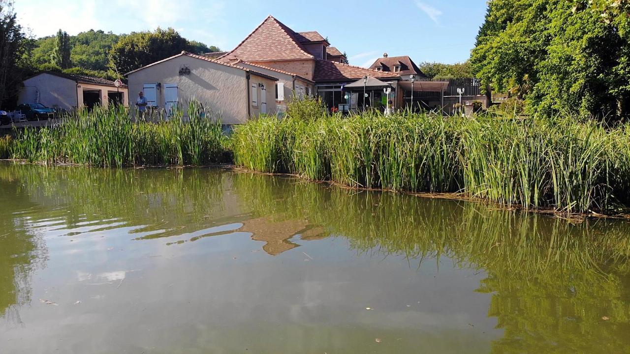 Le Domaine De L'Etang De Sandanet Issac Экстерьер фото